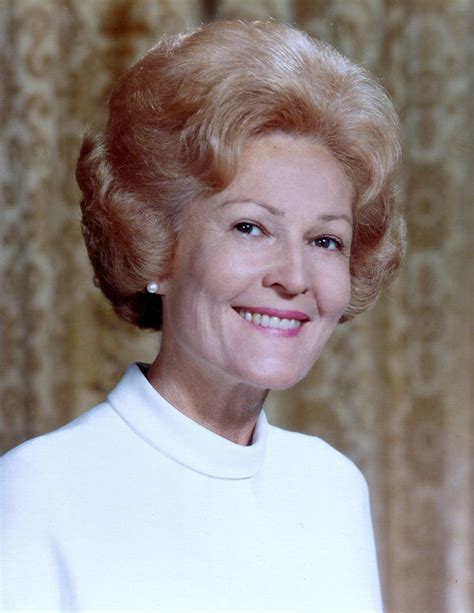 First Lady Pat Nixon Biography