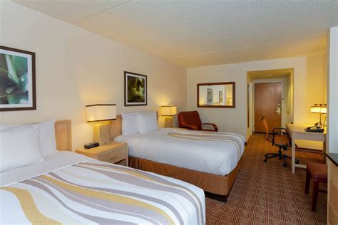 La Quinta Inn & Suites Garden City, NY - See Discounts