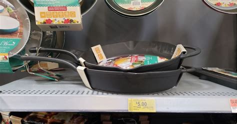 The Pioneer Woman 12" Cast Iron Fry Pan Only $5 at Walmart (Regularly $25)