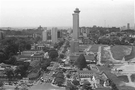 Who owns Orchard Road? | History of singapore, Singapore photos, Orchard road singapore