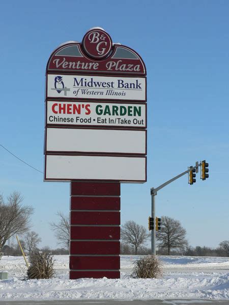 Galesburg Sign & Lighting | Galesburg Illinois | Free-Standing-Signs