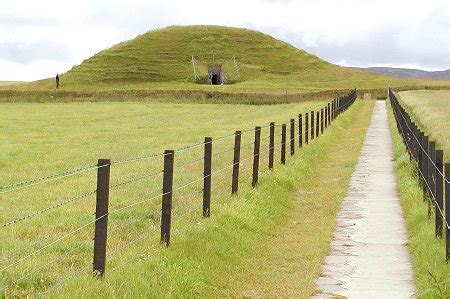 Maeshowe Historical Facts and Pictures | The History Hub