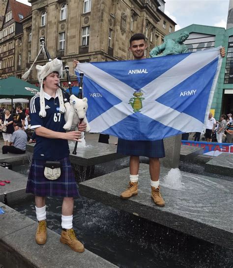 In Pictures: Tartan Army show the world champions how to prepare for a match - Daily Record