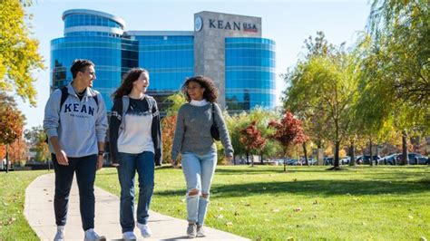 Kean Enrolling Largest Freshman Class Ever for Fall 2022 - Kean University