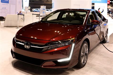 The 2021 Honda Clarity Plug-In Hybrid Has a Lot Going for It