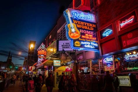 The Best Bars In Nashville | From Honky Tonks To Speakeasies