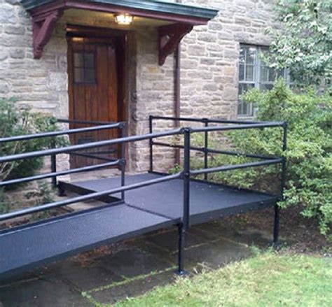 Triumph Steel Open-Mesh Modular Ramp in 2020 | Wheelchair ramp, Ramp design, Porch with ramp