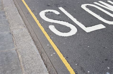 UK road markings: what they mean and what the Highway Code says | RAC Drive