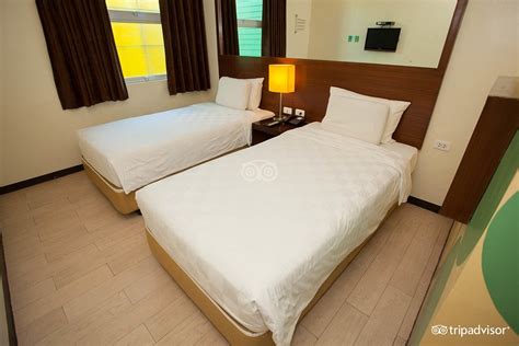 GO HOTELS BACOLOD - Hotel Reviews & Price Comparison (Philippines ...