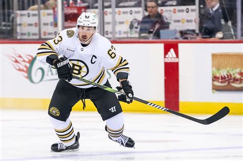 Bruins' Brad Marchand Hits the 400-Goal Plateau - The Hockey Writers ...