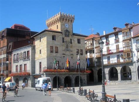 What to see in Castro Urdiales, Cantabrian jewel of northern Spain ...