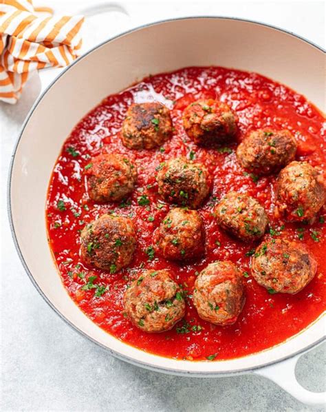 Classic Italian Meatballs (Tender and Juicy!) - Familystyle Food