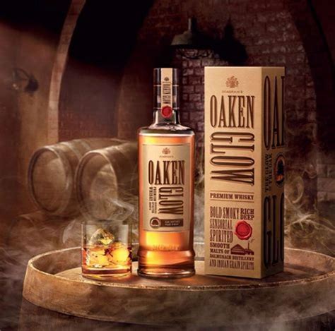 Buy Oaken Glow premium whisky online from UNCLE'S WINE CELLAR - Mumbai ...