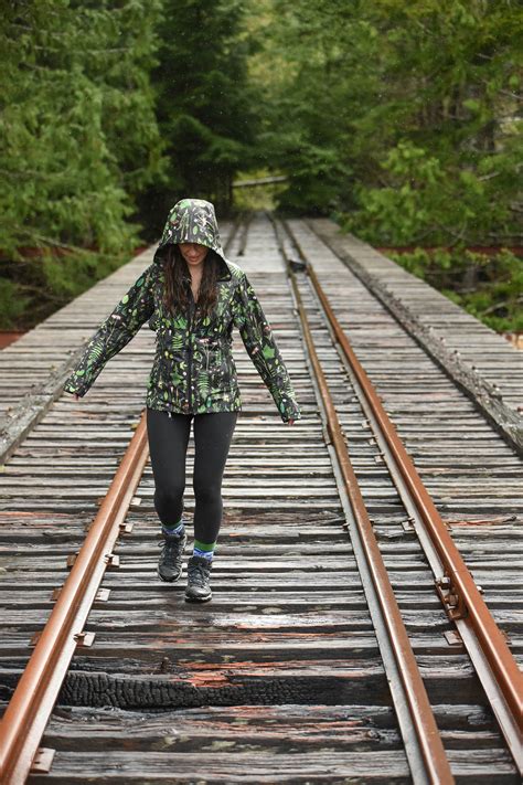 Vance Creek Bridge Hike - The Safer Side