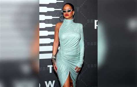 Rihanna Claps Back After Internet Troll Shades Her Forehead