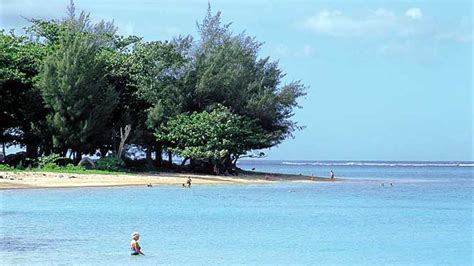 Anini Beach Park at Kauai, Hawaii - Hawaii on a Map