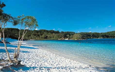 Lake McKenzie - Fraser Island - QLD Travel