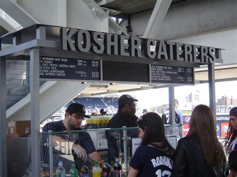 Life on Food: Yankees' stadium food