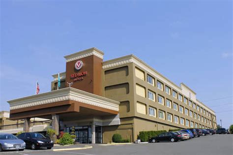 Holiday Inn Tacoma Mall - Tacoma WA | AAA.com