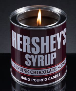 Hershey's Syrup Chocolate Scented Candle: Authentic chocolate aroma