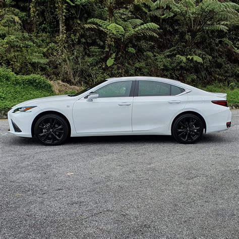 Review: 2021 Lexus ES250 F Sport – Zerotohundred | Zerotohundred