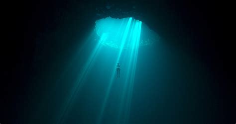 Freediving Documentary ‘The Deepest Breath’ Will Premiere at Sundance ...