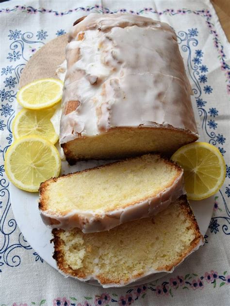 How to Make a Perfectly Moist and Fluffy Vegan Lemon Drizzle Cake ...