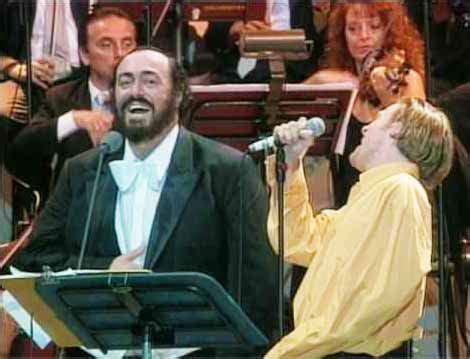 Bryan Adams & Luciano Pavarotti: "O Sole Mio"