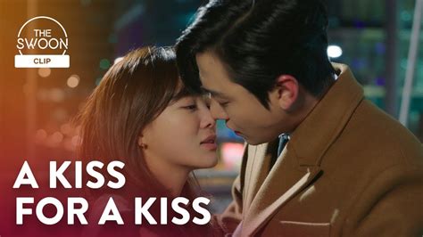 Kim Se-jeong returns the kiss she “owes” Ahn Hyo-seop | Business Proposal Ep 8 [ENG SUB] - Uohere