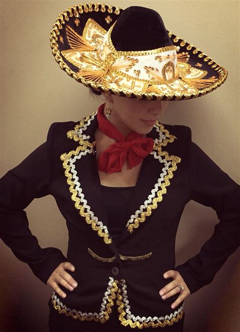 Halloween Costume. Mariachi. | Ropa mexicana