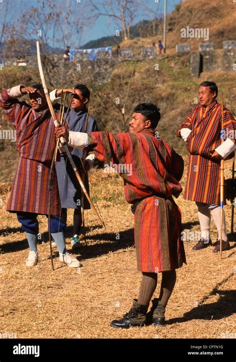 Bhutan, Trongsa, festival, archery, people Stock Photo - Alamy