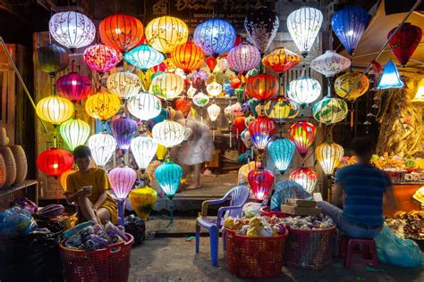 omaro tekoč Bat lantern festival vietnam Maladroit objemi Mestna roža