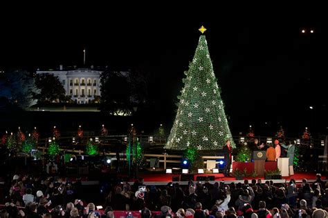 Watch Live: The 2013 National Christmas Tree Lighting | whitehouse.gov