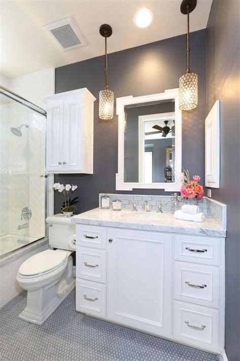 15+ Beautiful Small White Bathroom Remodel Ideas - Interior Remodel | Bathroom remodel master ...