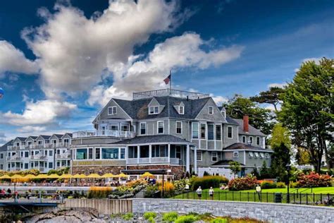 Maine’s 15 Best Oceanfront Hotels & Resorts You Need to Visit Right Now