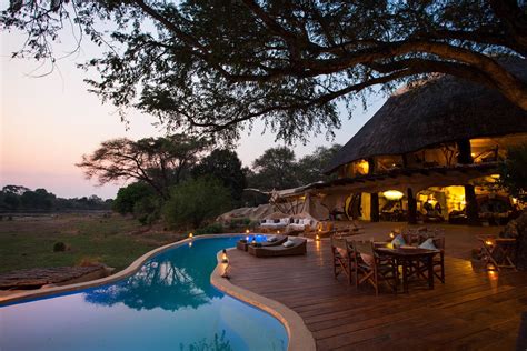 Tour Livingstone, Lower Zambezi and Lake Malawi | South Luangwa Safaris