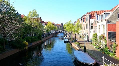 5-five-5: Leiden, the canals (Leiden - Netherlands)