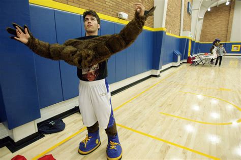 RIVERSIDE: UCR Mascot Tryouts – Press Enterprise