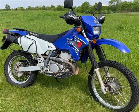 Suzuki DRZ400 Review: Specs You MUST Know Before Buying - Motocross Hideout