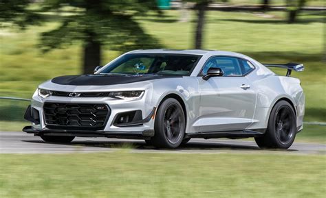 Chevrolet Camaro ZL1 1LE at Lightning Lap 2017 | Feature | Car and Driver