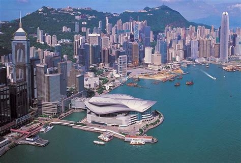 Top 10 Attractions Hong Kong - World Tourist Attractions