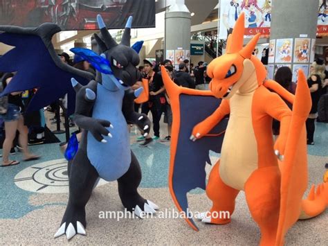 Dracaufeu POkemon go Charizard mascot mascotte deguisement halloween costume http://www ...