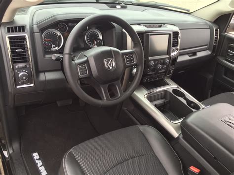 2016-ram-hemi-rt-sports-truck-interior - The Fast Lane Truck