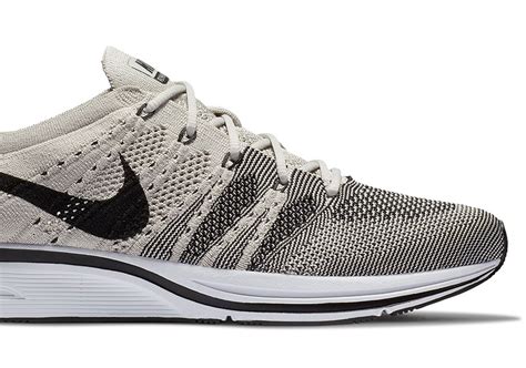 Our First Look At The Nike Flyknit Trainer Pale Grey • KicksOnFire.com