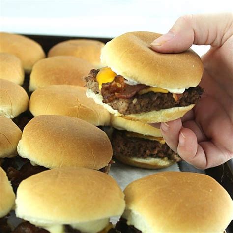 Easy Bacon Cheeseburger Sliders – Must Love Home