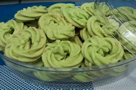 Resep Sajian Lebaran, Kue Sagu Keju Pandan yang Cantik... - G...