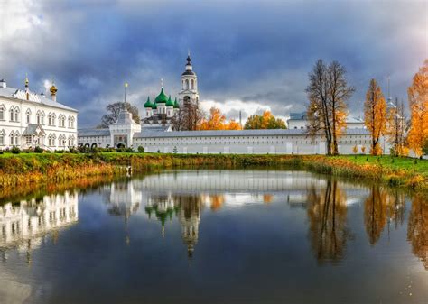 Day 10 of Baltics & Russia Explorer: Yaroslavl & Rostov the Great