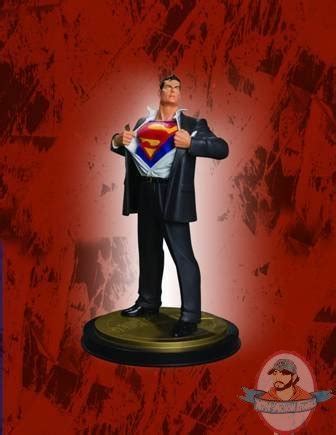 Superman Forever #1 Alex Ross Mini Statue by DC Direct | Man of Action Figures