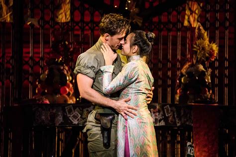 Review “Miss Saigon” (Broadway in Chicago): Excellent!