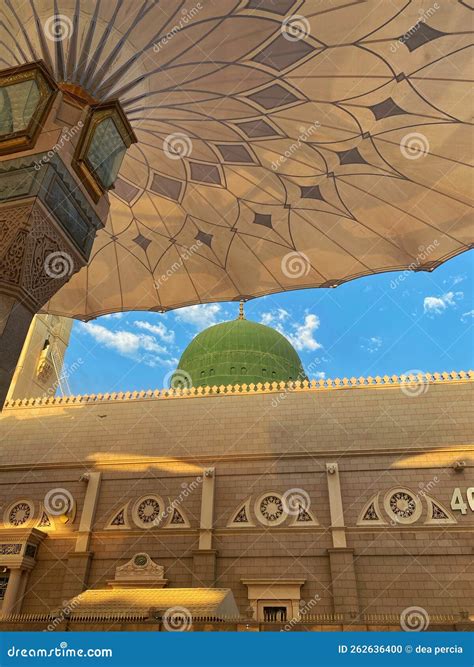 Raudhah stock photo. Image of minbar, inside, area, nabawi - 262636400